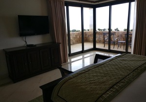 Luxurious 2 Bedroom Penthouse