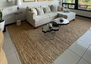 Luxurious 3BR condo walking distance to the beach