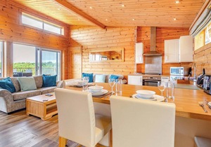 Luxurious and contemporary Finnish log lodge.