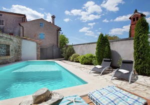Luxurious Holiday Home in Barban with Private Pool