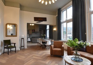 Luxurious Holiday Home in Enkhuizen with Parking