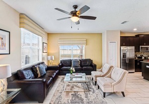 Luxurious Home w/Private Pool, near Disney!