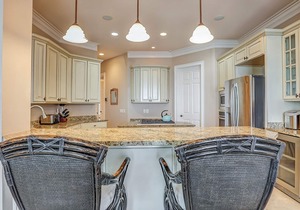 Luxurious Oceanfront House w/Free WiFi, Private Gas Grill & Heated Outdoor Pool