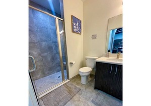 Luxury 1-Bedroom Loft in the heart of Dearborn