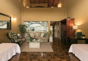 Luxury 2-Bd. condo on golf course, 10 min. from S.J airport golf & tennis