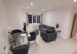 Luxury 2 Bed Apartment In The Heart Of Rochester