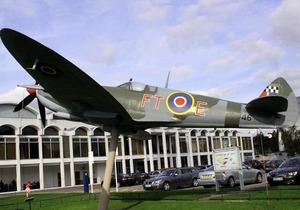 LUXURY 2Bed & 2Bath Apartment Next to London Museum