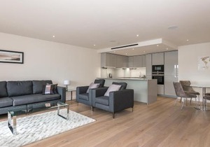 LUXURY 2Bed & 2Bath Apartment Next to London Museum