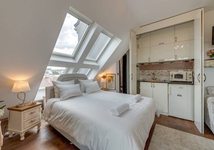 Luxury and Sunny Studio with a view in TOP Centre