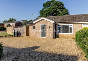 Luxury dog friendly Holiday Cottage in Snettisham. North Norfolk ref 99043G