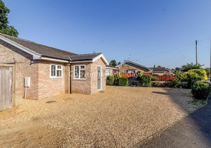 Luxury dog friendly Holiday Cottage in Snettisham. North Norfolk ref 99043G