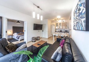 Luxury Suite Sea Front IV