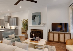 Luxury Town House on Liberty in Downtown Savannah!