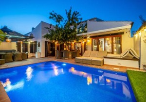 Luxury Villa on El Valle Golf Resort, Sauna, Hot Tub, Heated Pool.