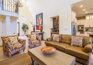 M12 - Beautiful house in Key Colony offering 4 bed