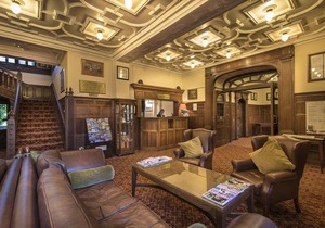 Macdonald Elmers Court Resort