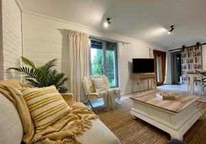 Maddie's Beach House & Studio