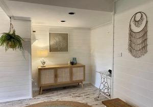 Maddie's Beach House & Studio