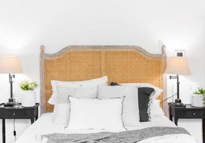 MadeComfy Cosy Studio in Leafy Glebe Estate