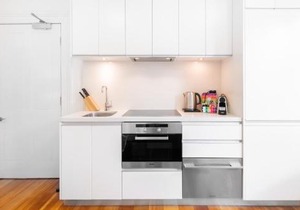 MadeComfy Cosy Studio in Leafy Glebe Estate