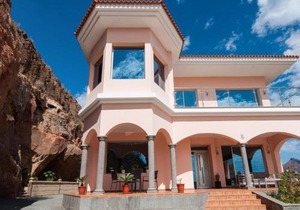 Majestic Monte Leon by VillaGranCanaria