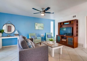 Manhattan Shores 3 Apts