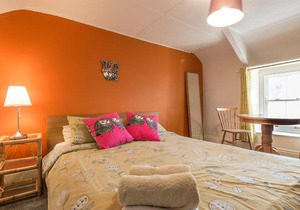 Manorbier Castle Inn Sunset Room