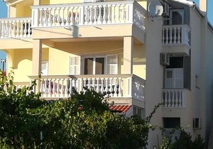 Marija - 100 m from beach: A3 (4) - Tribunj