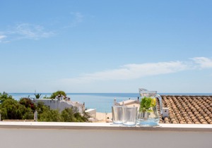 Mariners (1) - Bright and stylish apartment - walk to the beach