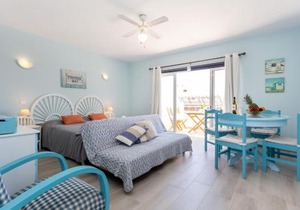 Mariners (3) - Bright and stylish apartment - 2 minute walk to the beach