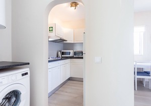 Mariners (5) - Bright and stylish apartment - 2-minute walk to the beach