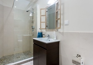 Mariners (6) - Bright and stylish apartment - 2 minute walk to the beach