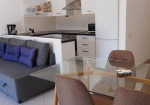 Maritime and modern furnished holiday flat