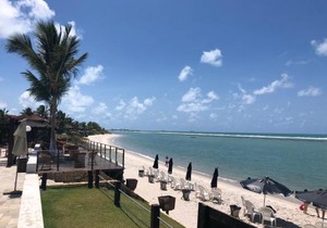 MARUPIARA SUITES- FLAT MURO ALTO