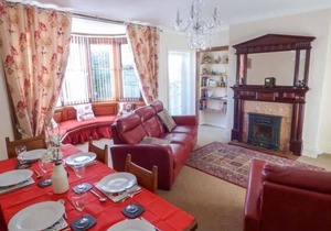 Mayfield Manor, WHITBY