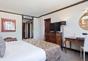 Melia White House Hotel