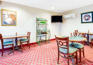 Microtel Inn by Wyndham Greensboro