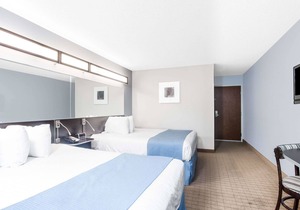 Microtel Inn & Suites by Wyndham Bath