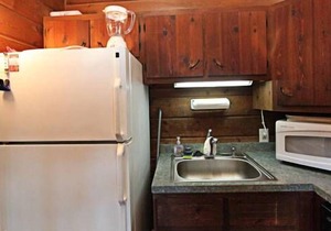 Middlesex Beach house w/outside shower, grill & community private beach