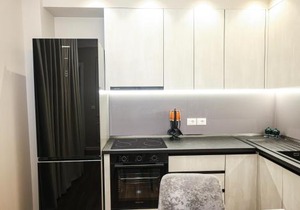 Miku Apartment -Charming One Bedroom At Komuna e Parisit