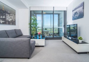 Minimalism modern 1bdr apt waterview P Coles
