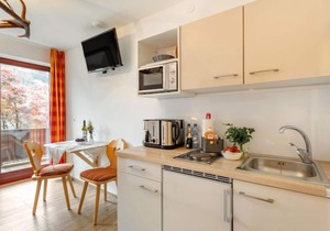 Mittagssonne by Interhome