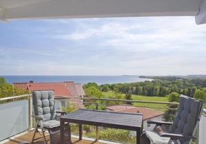 mit Meerblick und Balkon, gratis Nutzung vom AHOI Erlebnisbad und Sauna in Sellin - Meeresblick FeWo 67