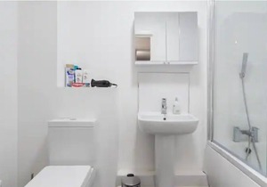 Modern 2 Bed Apartment Minutes Away From Heathrow