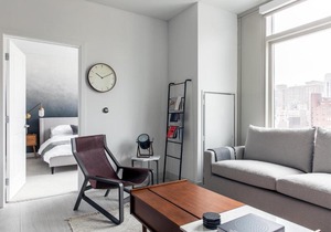 Modern 2BR + Gym in City Center