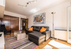 Modern and Comfortable Madrid Flat