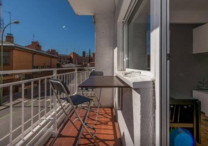 Modern and Comfortable Madrid Flat