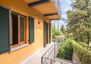 Modern Apartment in Meina Italy near Ski area
