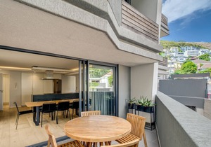 Modern Apartment in Sea Point (G on S)