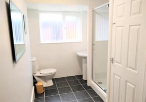 Modern comfy 2-Bedroom flat in St Helens